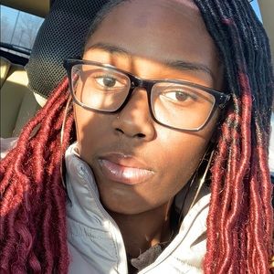 Meet your Posher, Haja